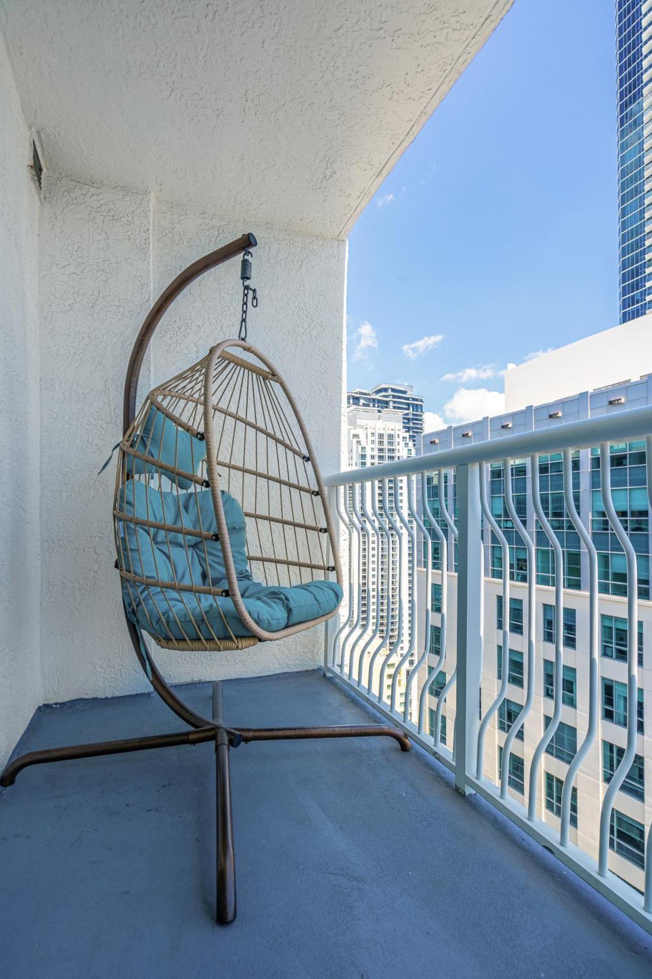 Oceanside Penthouse Apartment In Brickell Miami, Pool, Free Parking Bagian luar foto